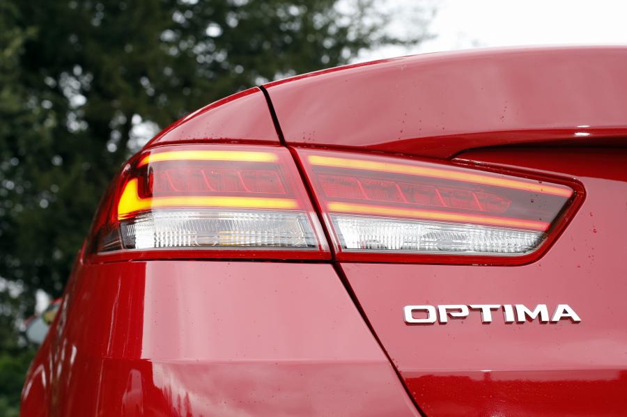 Детали экстерьера Kia Optima GT Line S 2017 года  (UK) (фото 15 из 20)